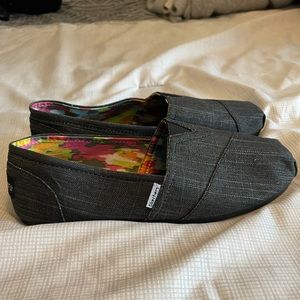 Skechers slip ins, never worn size 8